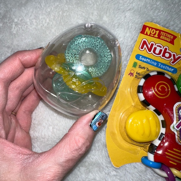 New Teether Bundle - Picture 9 of 9
